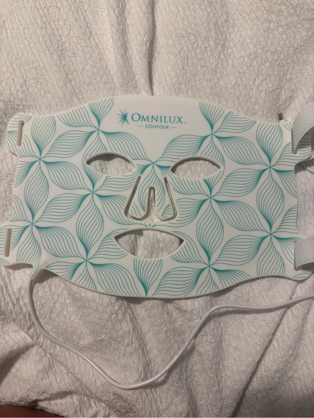 Omnilux Contour LED Face Mask in Teal and White